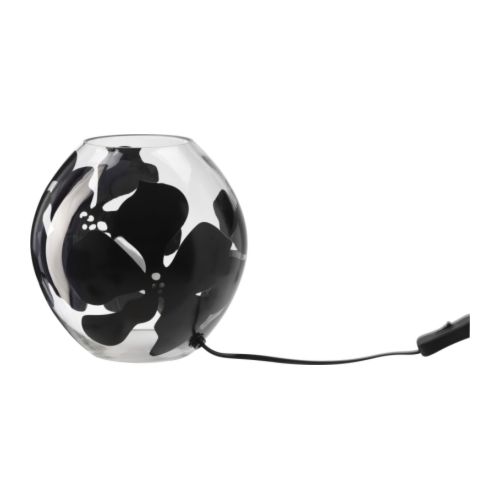 KNUBBIG Lámpara de mesa IKEA Vidrio de soplado artesanal.   Cada lámpara es única.  Confiere una suave iluminación ambiental. 