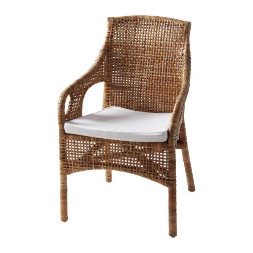 MAJBY Sillón Más ofertas en IKEA Cojín con relleno, reposabrazos y respaldo alto para mayor comodidad. 