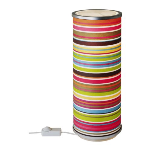 TEXTUR Lámpara de mesa IKEA Intensidad luminosa regulable; fácil de ajustar según la necesidad.  Confiere una suave iluminación ambiental. 