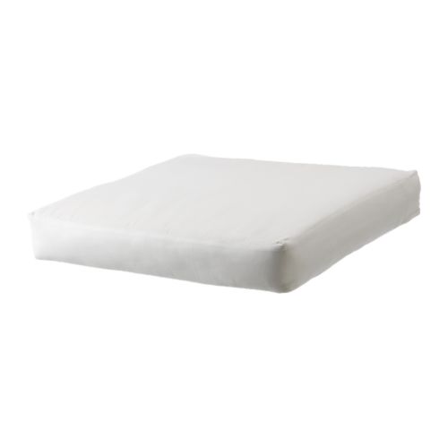 ARHOLMA Tyyny IKEA Pestävän irtopäällisen ansiosta pehmuste on helppo pitää puhtaana.  Tyyny on käännettävä, mikä pidentää sen käyttöikää. 