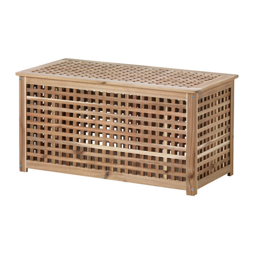HOL Säilytyspöytä IKEA Massiivipuuta, kestävää luonnonmateriaalia.  Kannen alla käytännöllistä säilytystilaa. 