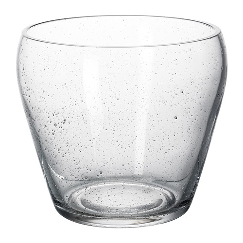 JÄTTEBRA Ruukku IKEA Lasin kauniit kuplat korostuvat valon heijastuessa ruukun lävitse.  Suupuhallettua lasia. 