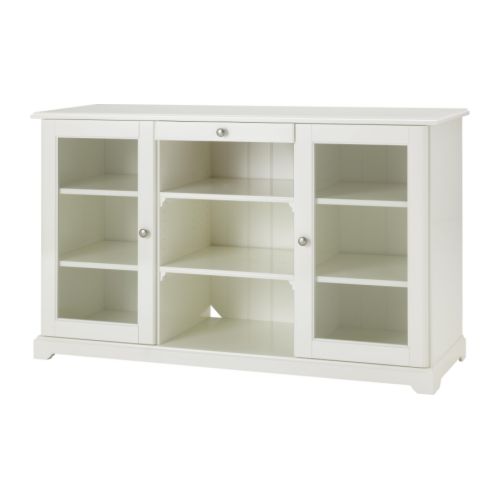 LIATORP Senkki IKEA Takana olevan johtoaukon ansiosta kaikki johdot pysyvät siististi yhdessä nipussa. 