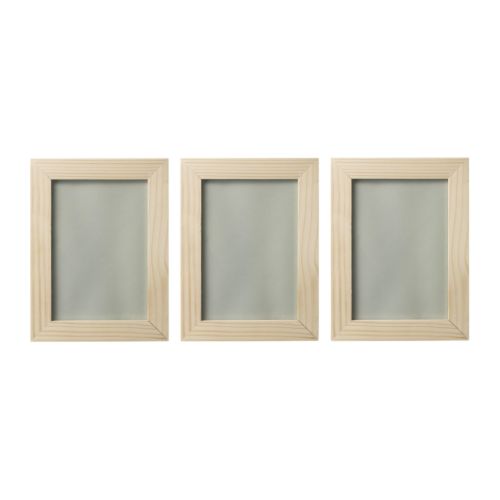 RAM Kehys IKEA Suojalasi on korvattu muovilevyllä, mikä parantaa kehyksen käyttöturvallisuutta. 
