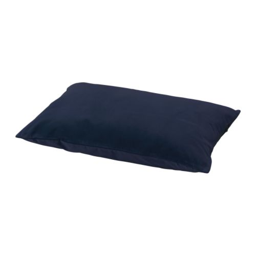 SANELA Tyynynpäällinen IKEA Kauniisti kiiltävä puuvillasametti tuntuu pehmeältä ihoa vasten. 