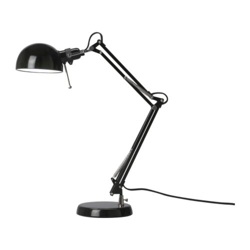 FORSÅ Lampe de travail IKEA Faisceau lumineux dirigé ; parfait pour la lecture.  Bras réglable et tête orientable pour une lumière directionnelle. 