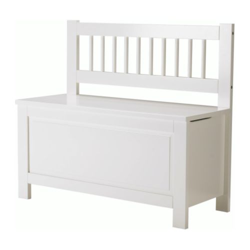 HEMNES Banc avec rangement IKEA Le couvercle se ferme lentement.   Cela réduit le risque que l'enfant se pince les doigts. 