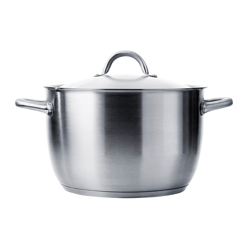 IKEA 365+ Marmite IKEA Compatible tous feux, y compris induction.  Entièrement en métal; peut s'utiliser aussi au four. 