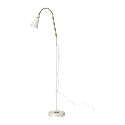 KVART Lampadaire/liseuse IKEA Faisceau lumineux dirigé ; parfait pour la lecture.  Bras réglable pour une lumière directionnelle. 