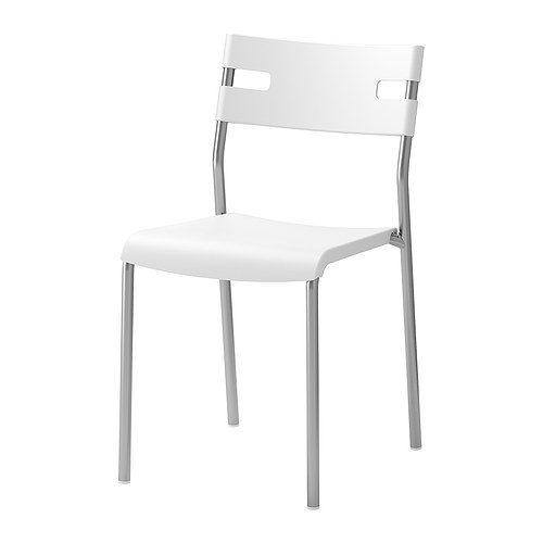 LAVER Chaise IKEA Empilables.   Se rangent facilement lorsqu'elles ne sont pas utilisées. 