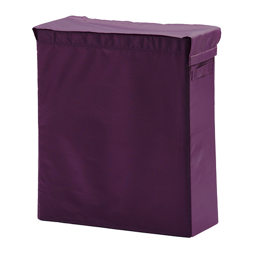 SKUBB Sac à linge et support IKEA Le sac à linge est en polyester et n'absorbe donc pas l'humidité ni les odeurs du linge. 