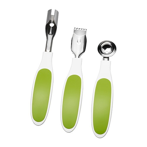 SPRITTA Set de décoration fruits IKEA Sert à vider les pommes, poires, etc.  S'utilise pour prélever les zestes des agrumes. 