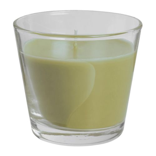 TINDRA Bougie parfumée dans verre IKEA Une fois que la bougie s'est entièrement consumée, le verre peut servir de photophore. 