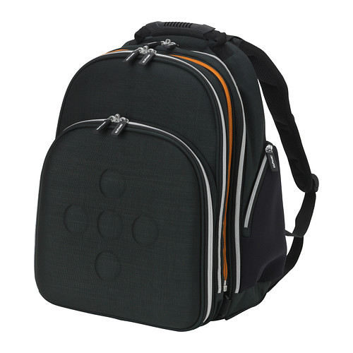 UPPTÄCKA Sac à dos, 2 pièces IKEA Ce sac à dos se transforme facilement en deux  sacs à dos plus petits. 