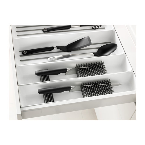 http://www.ikea.com/fr/fr/images/products/variera-range-couteaux-pour-tiroir__0260302_PE404019_S4.JPG