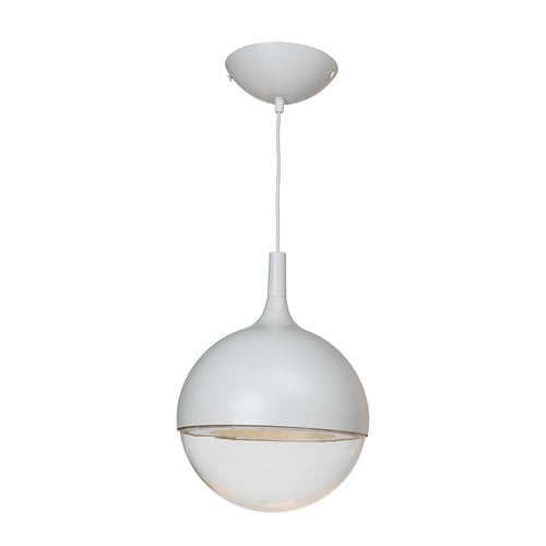VÄSTER Suspension LED IKEA Offre une lumière dirigée ; parfait pour éclairer les tables à manger ou tables basses. 