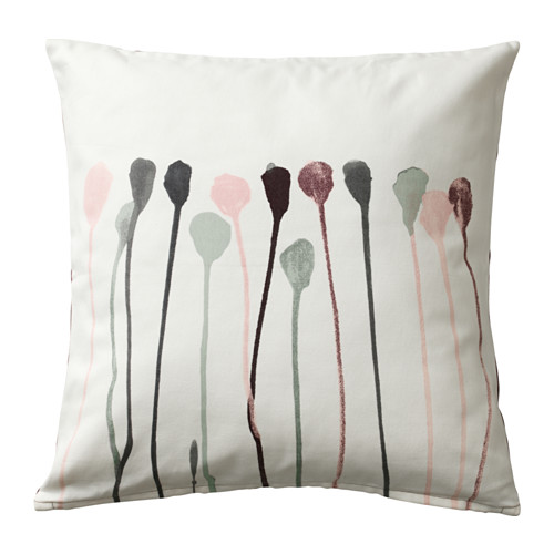 IKEA SKOGSNÄVA cushion cover The zipper makes the cover easy to remove.