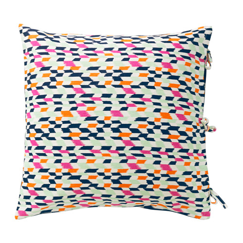 IKEA SOMMAR 2017 cushion cover The ties make the cover easy to remove.