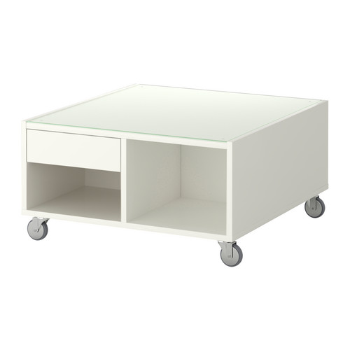 BOKSEL Dohányzóasztal IKEA Edzett üvegtető; megvédi a felületet a foltoktól.  Görgőkkel; könnyű mozgatni. 