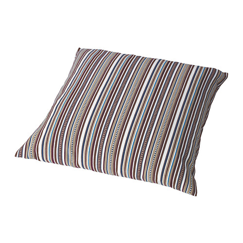 ELVILDA Díszpárnahuzat IKEA A fonál a felülettől kicsit eláll, így az anyag kézi készítésűnek hat.   . 