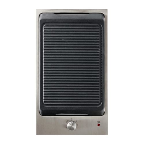 FRAMTID HGR1K Grill sütő IKEA Öntöttvas lap hús, hal és zöldségek grillezéséhez.  A vezérlőpanel előre is helyezhető, könnyebb elérni és használni. 