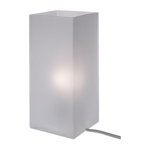 GRÖNÖ Asztali lámpa IKEA Kellemes hangulatvilágítást ad. 