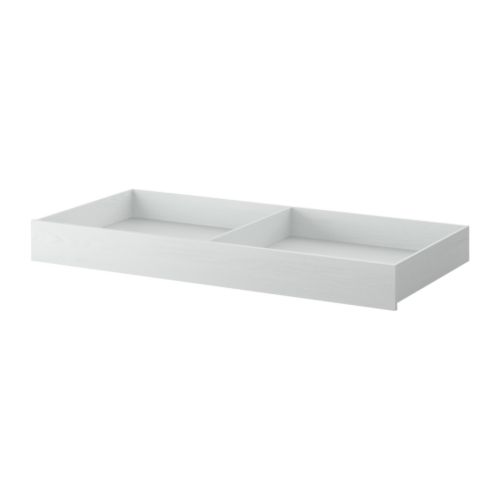 ASPELUND Cassetto scorrevole IKEA Utilizzando uno o due cassetti scorrevoli sotto il letto, puoi sfruttare al meglio lo spazio disponibile. 