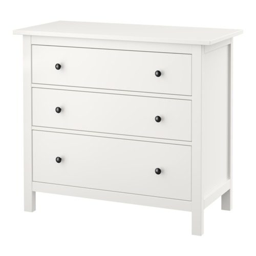 HEMNES Cassettiera con 3 cassetti IKEA Cassetti molto spaziosi.  I cassetti, facili da aprire e chiudere, sono provvisti di fermacassetti. 