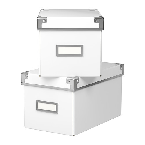 KASSETT Scatola con coperchio IKEA Questa scatola è perfetta per organizzare CD, giochi, caricabatteria e accessori da scrivania. 