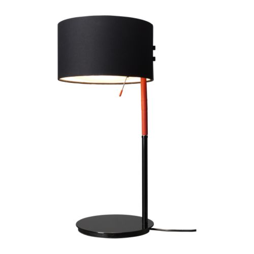LEDET Lampada da tavolo IKEA Grazie al diffusore, la luce è più gradevole per gli occhi. 