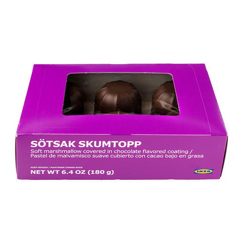 SÖTSAK SKUMTOPP Dolce di marshmallow IKEA Una mousse dolce e cremosa, ricoperta di cioccolato, da servire con caffè, tè o con un'altra bevanda. 