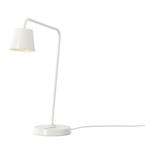 TISDAG Lampada da lavoro IKEA Lampada da lettura con braccio regolabile: permette di orientare facilmente la luce. 