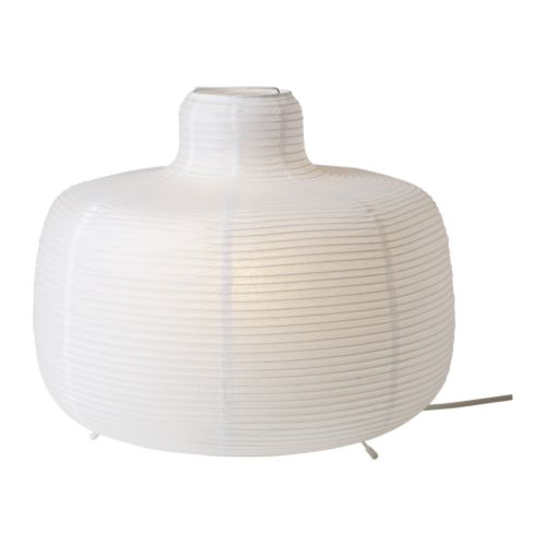 VÄTE Lampada da tavolo IKEA Crea una morbida luce d'atmosfera. 