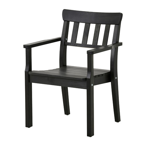 ÄNGSÖ Armleunstoel IKEA Je kan de stoel makkelijk beschermen tegen slijtage door hem regelmatig, bv. 