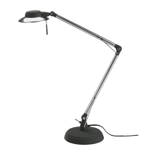 HUSÅ Bureaulamp &nbsp; Gericht licht, geeft een goed geconcentreerd leeslicht. 