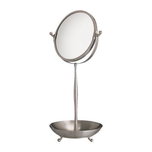 LILLHOLMEN Toiletspiegel IKEA Eén kant met vergrotend spiegelglas.  Waterbestendig; handig voor gebruik in vochtige ruimtes. 