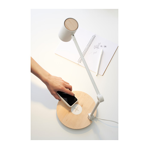 riggad-bureaulamp-met-draadloos-opladen__0371022_PH124211_S4.JPG