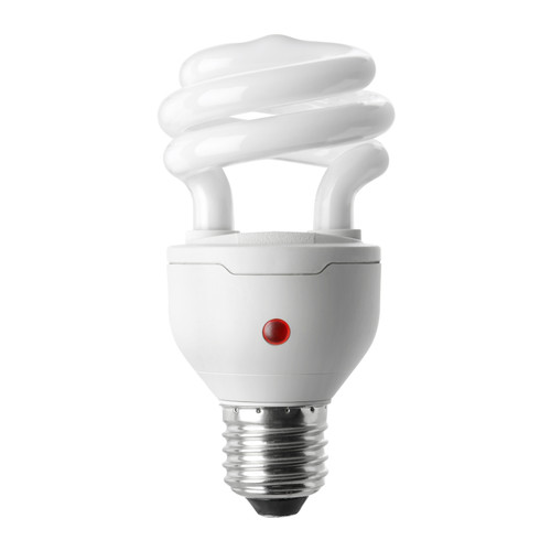 SPARSAM Spaarlamp E27 IKEA Gaat automatisch aan als het donker wordt en weer uit als het licht wordt. 