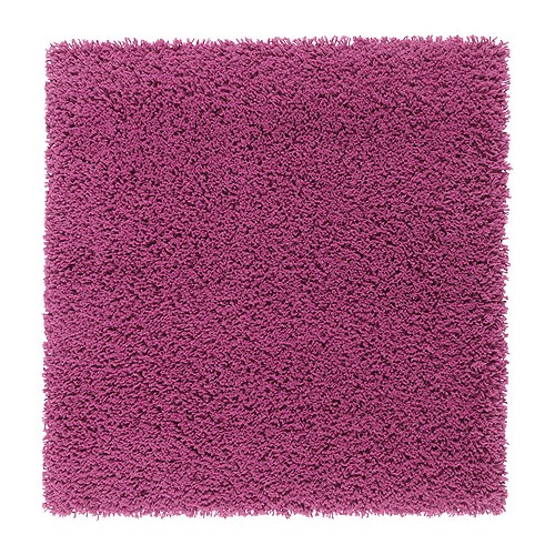 HAMPEN Teppe, lang lugg IKEA Polypropylenfiberne har blitt varmeherdet, for å gi teppet fast og smidig lugg. 