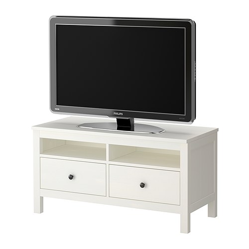 HEMNES TV-benk, hvit Bredde: 110 cm Dybde: 47 cm Høyde: 57 cm Maks belastning: 45 kg Maksstørrelse for flatskjerm: 42 