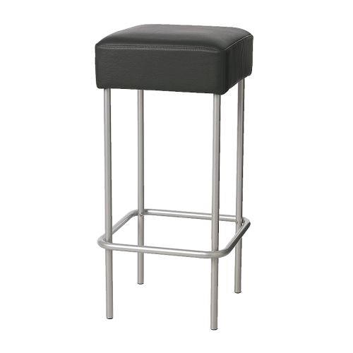 JULIUS Barkrakk IKEA Med fotstøtte; slik at også dine føtter får hvile.  Polstret og skinntrukket sete for økt sittekomfort. 
