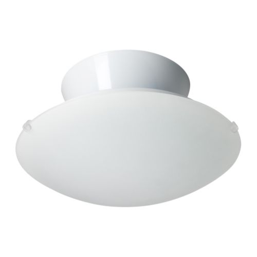LOCK Plafond IKEA Det frostede glasset gir et blendefritt allmennlys. 