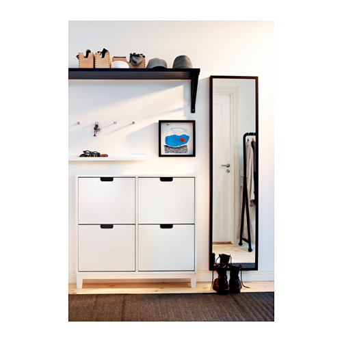 STÄLL Szafka na buty/4 przedzialy IKEA Pomaga uporządkować buty i jednocześnie zaoszczędzić przestrzeń.