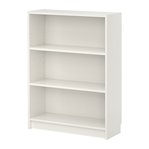 BILLY Estante IKEA Prateleiras reguláveis.   Adapte o espaço entre as prateleiras segundo as suas necessidades. 