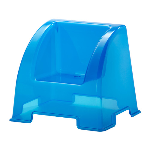 IKEA PS 2012 Poltrona p/criança IKEA Também é adequada para crianças pequenas, porque é muito estável e o assento é baixo.  Não precisa de montagem. 
