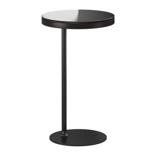 IKEA STOCKHOLM Mesa de apoio IKEA Espaço aberto para arrumação extra sob o tampo da mesa.  Vidro temperado. 