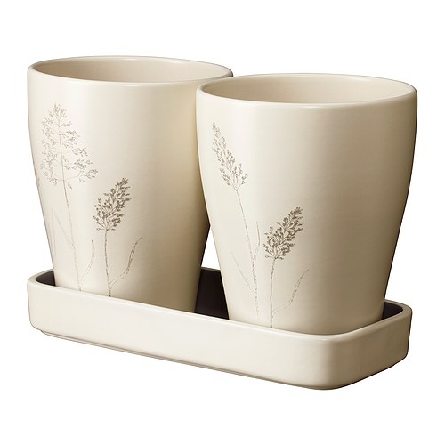 NÖJD 2 vasos c/1 base IKEA Orifício para drenagem na base do vaso; permite a saída da água em excesso. 