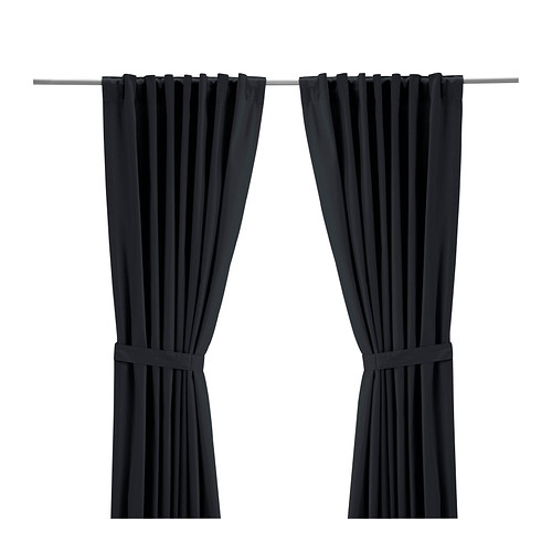 RITVA Cortinado c/braçadeira, 1 par IKEA Os cortinados deixam passar a luz, mas reduzem a entrada de luz solar direta. 