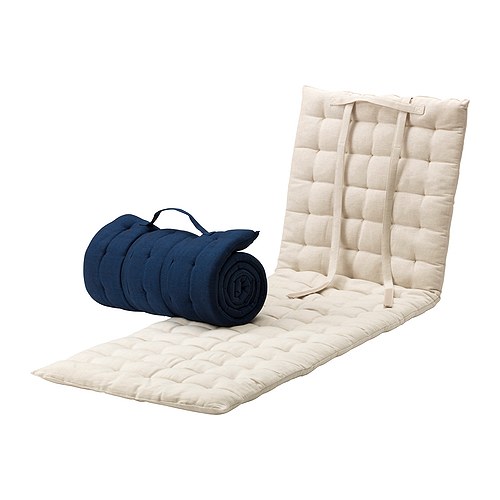 HÅLLÖ Saltea şezlong IKEA Poate fi rulat, transportat şi depozitat.  Reversibil; se poate folosi pe ambele feţe. 