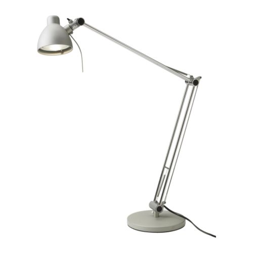 ANTIFONI Pracovná lampa IKEA Nastaviteľné rameno - jednoduché nasmerovanie svetla. 